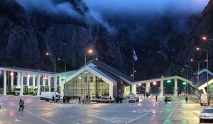 საბაჟო გამშვები პუნქტი &bdquo;ყაზბეგი&ldquo; 24-საათიან რეჟიმში იმუშავებს