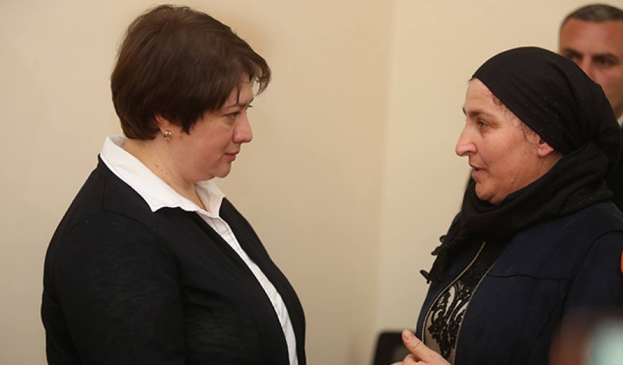 &laquo;ჩემს შვილსაც უნდოდა განვითარებულ ხეობაში სიცოცხლე&raquo; - თემირლანის დედა მინისტრებს